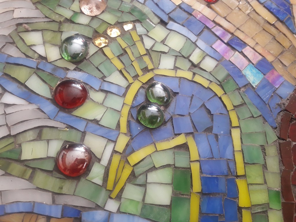 Tavuskuşlu Mozaik Sehpa